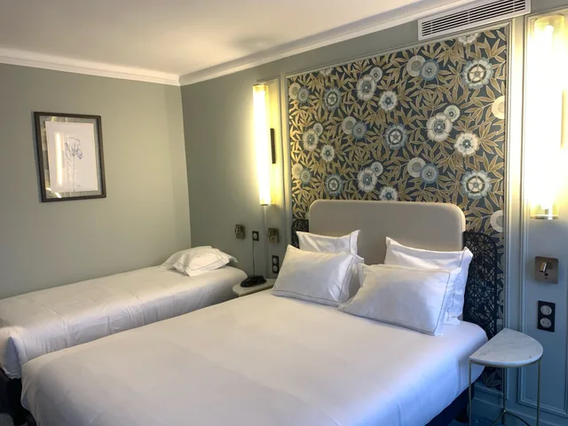 غرفة ديلوكس ثلاثية بسرير كوين وسرير فردي، ELSA, Hotel Paris by Collection Vesper 1/6