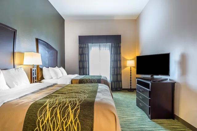 جناح بسريرين كوين مع أريكة، Comfort Inn & Suites Moore - Oklahoma City 2/4
