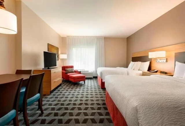 Studio, Multiple Beds, Accessible، TOWNEPLACE SUITES PITTSBURGH AIRPORT/ROBINSON TOWNSHIP 2/5