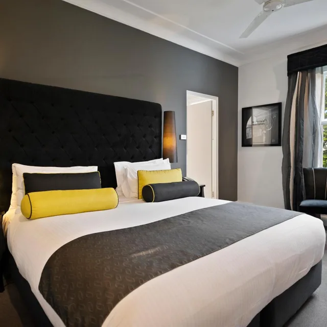 Belgravia، Hydro Majestic 1/2