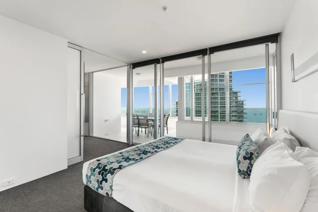3 Bedrooms, Ocean, Spa, Apartment, Single Bed, Q1 Resort and Spa 4/4