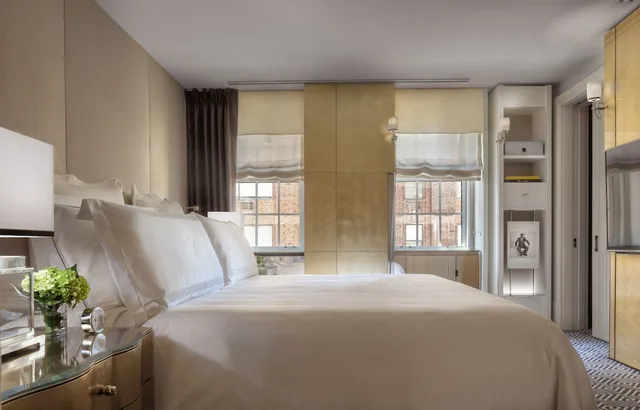 جناح بسرير كينج، The Carlyle, A Rosewood Hotel 1/2
