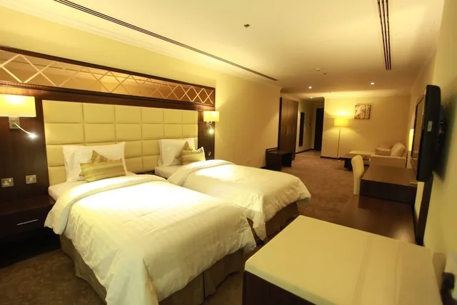 غرفة ديلوكس بسريرين منفصلين، Golden Ocean Hotel 1/2