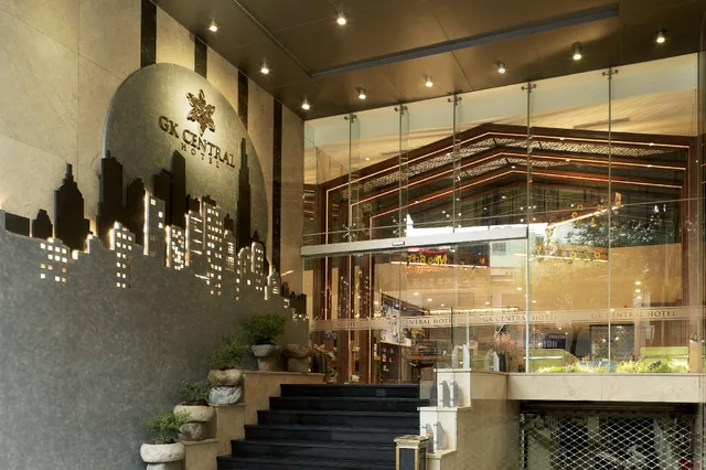 غرفة سيغنتشر بإطلالة على المدينة، GK Central Hotel 1/1