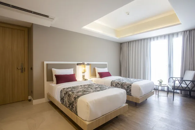 غرفة عائلية ثلاثية بسرير مزدوج وسريرين منفصلين بغرفتي نوم، Woovo Phuket Patong 1/7