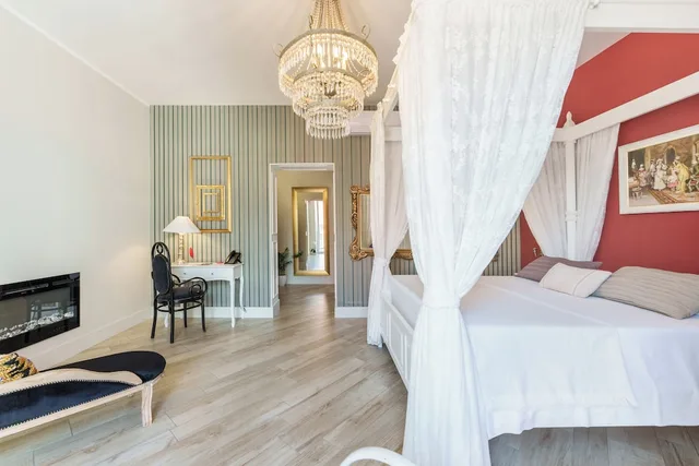 Tower, Luxury, Suite, Queen Bed, City View، It's Room 8/10