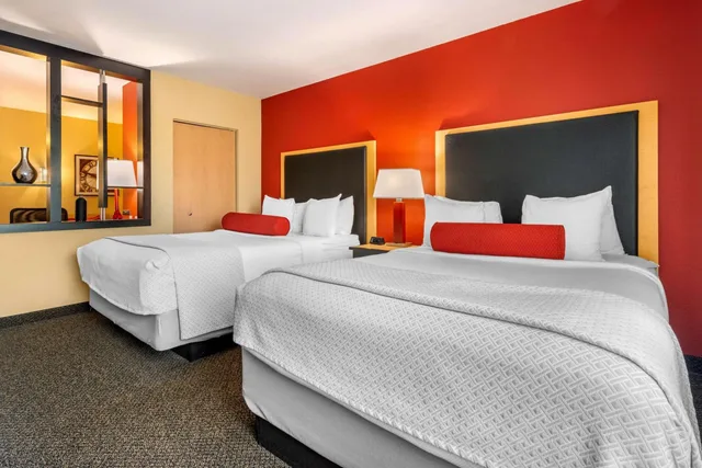 غرفة بسريرين كوين لذوي الإعاقة، Cambria Hotel Ft Lauderdale Airport South Cruise Port 2/10