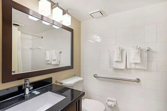 غرفة قياسية بسرير كينج، Best Western Atlantic City Hotel 4/6