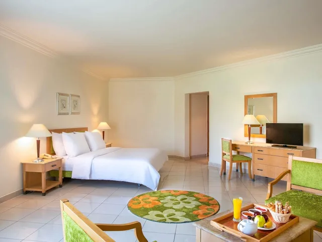 جناح جونيور بسرير كينج، Movenpick Taba 3/9