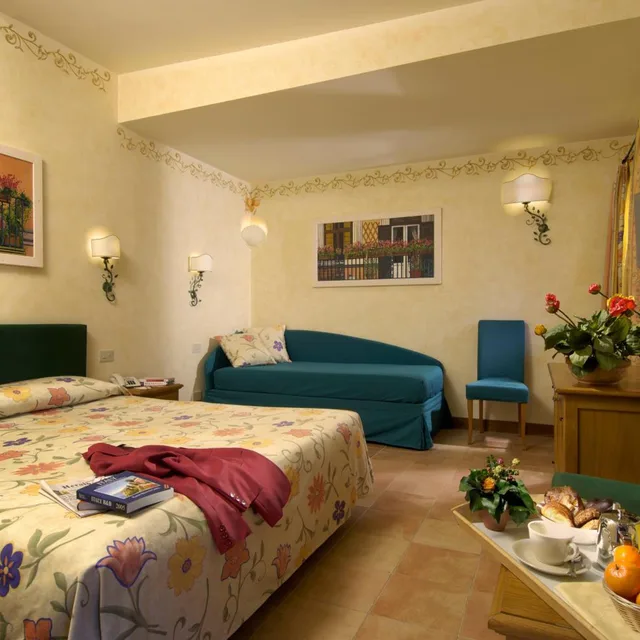 غرفة رباعية، Hotel Santa Maria 2/4