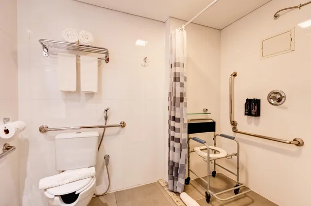 غرفة لذوي الإعاقة، Allia Gran Hotel Pampulha Suites 9/10