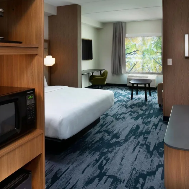 استوديو تنفيذي بسرير كينج مع أريكة، Fairfield Inn & Suites by Marriott Memphis Arlington 3/4