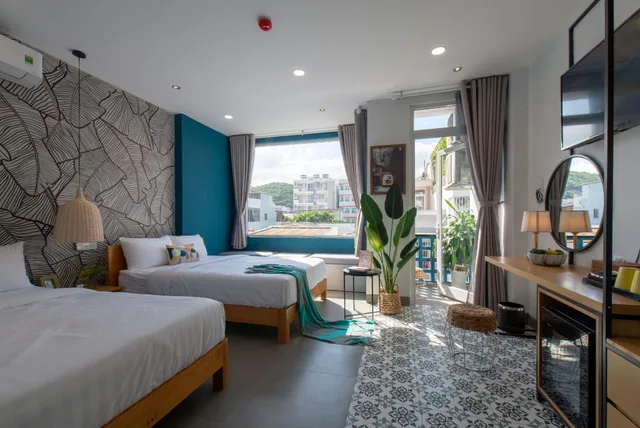 غرفة ديلوكس بسريرين كوين بشرفة، Shoho Hotel Nha Trang 1/1