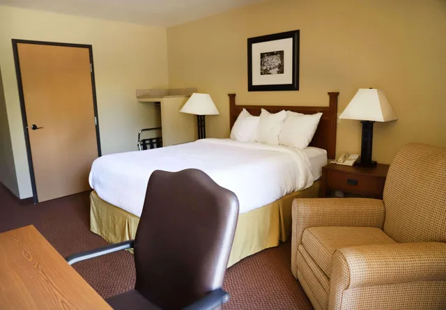 غرفة لذوي الإعاقة، Branson Inn And Conference Center 5/6