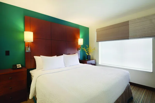 استوديو بسرير كينج، Residence Inn Bismarck North 1/4