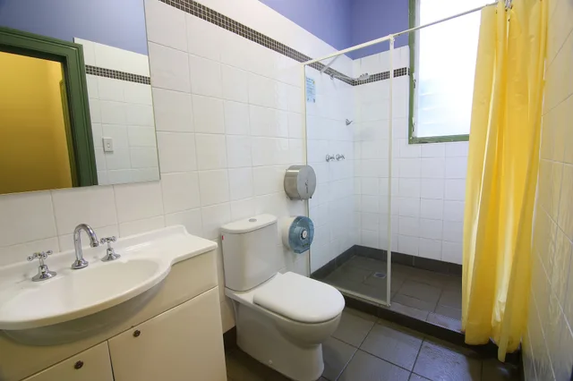 غرفة بسرير مزدوج وسرير فردي، Sydney Central Hostel 2/2