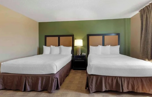 Room, 2 Double Beds, Kitchen, Studio 6 Extended Stay South Bend Mishawaka South IN 4/10