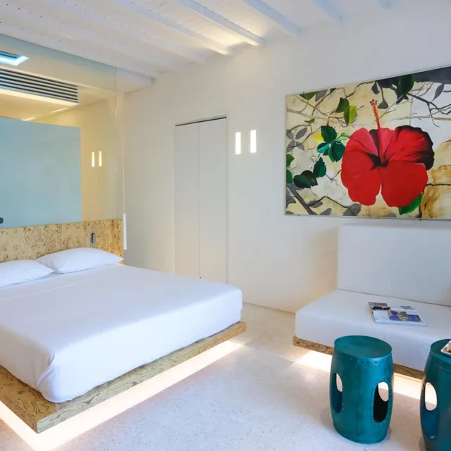 Relax, Suite, Double Bed, Outdoor Jetted Tub، Mykonos Dove Beachfront Hotel 3/10
