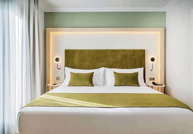 جناح جونيور بسرير كينج، Barcelo Isla Canela 7/10