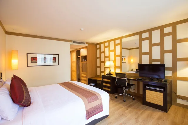 غرفة تنفيذية بسرير كوين، The Tarntawan Hotel Surawong Bangkok 3/10