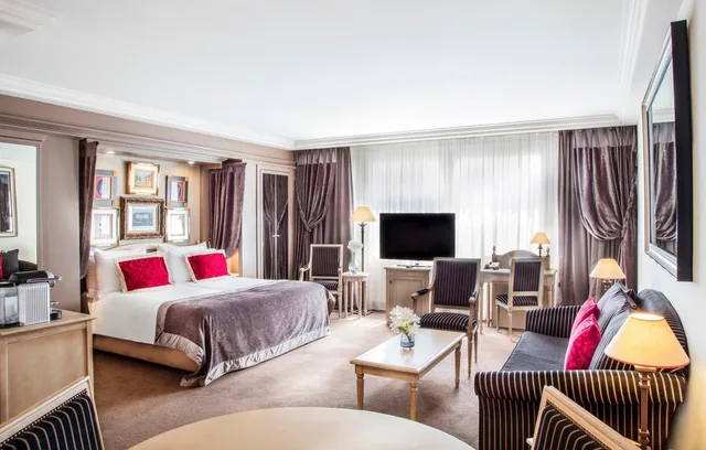 جناح بشرفة، Royal Manotel 1/1
