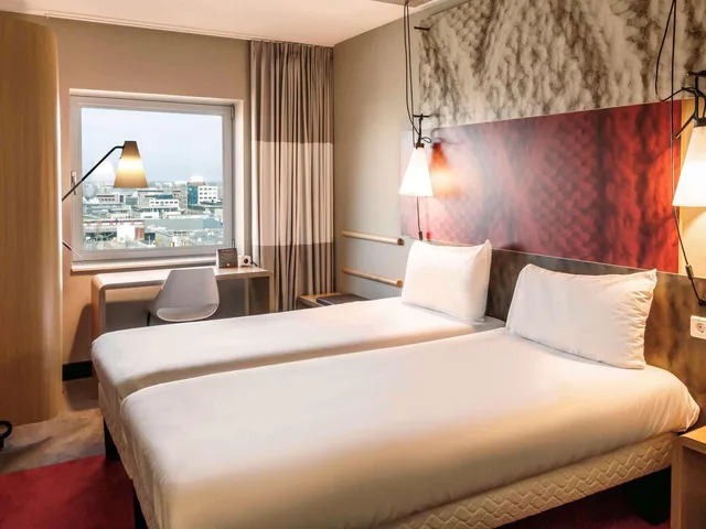 غرفة قياسية بسريرين منفصلين، Ibis Amsterdam City West Hotel 1/6