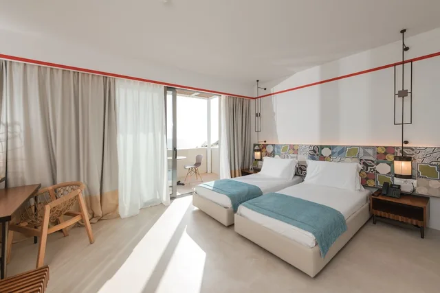 غرفة سوبيريور بسريرين منفصلين بإطلالة على الحديقة، Folie Marine Beach Hotel & Club - Soleil Resort 2/6