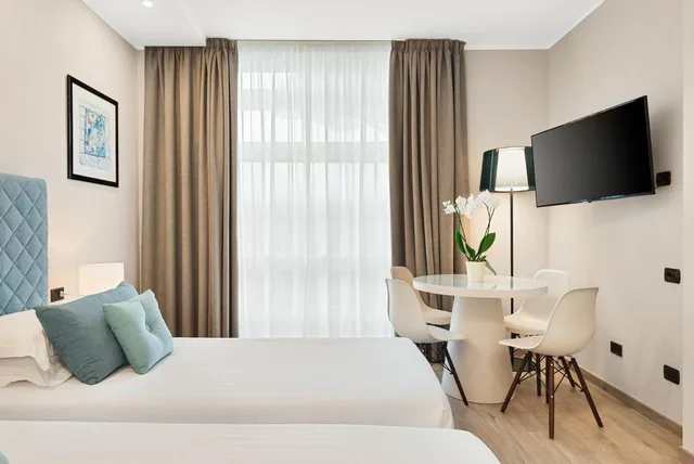 غرفة سوبيريور عائلية، Hotel Excelsior 6/9