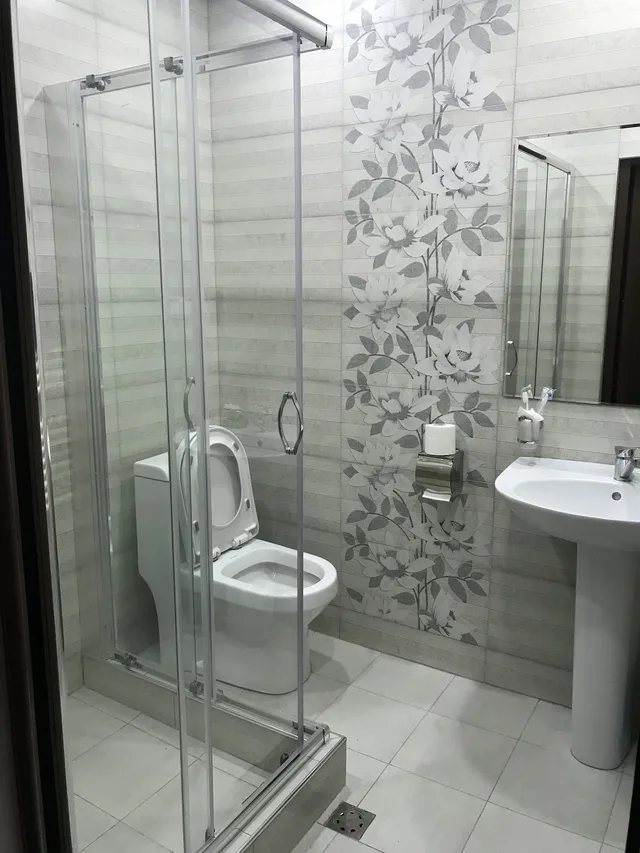 غرفة تنفيذية ثلاثية بسريرين منفصلين بغرفة نوم واحدة مع أريكة، Hobby Hotel 1/1