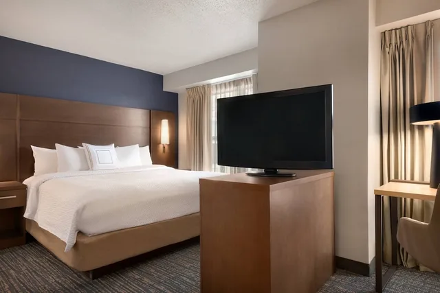 Studio, King Bed, Residence Inn By Marriott West Springfield 1/5