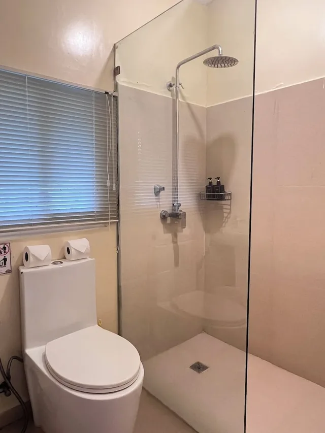 غرفة اقتصادية بأسرّة بطابقين وسريرين كوين، Boracay Amor Apartments 4/4