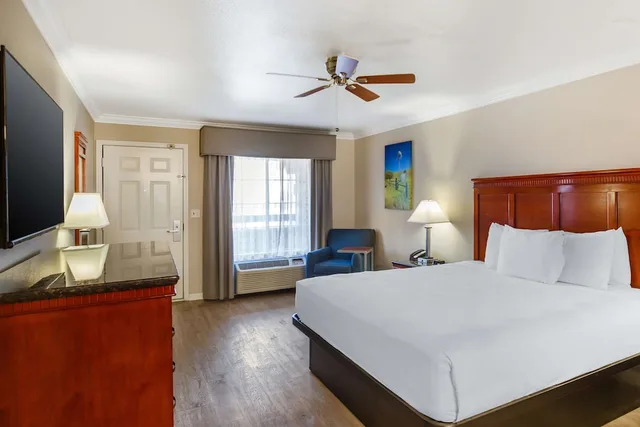 غرفة قياسية بسرير كينج، Best Western Heritage Inn Bakersfield 1/9