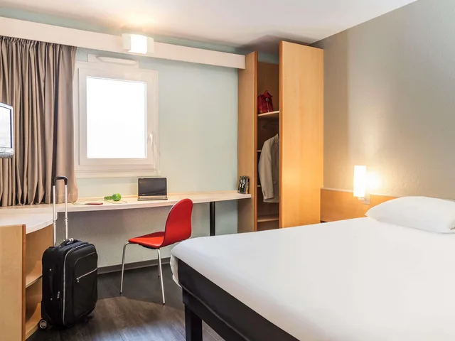 غرفة بسرير مزدوج، Ibis Thonon Evian 1/3