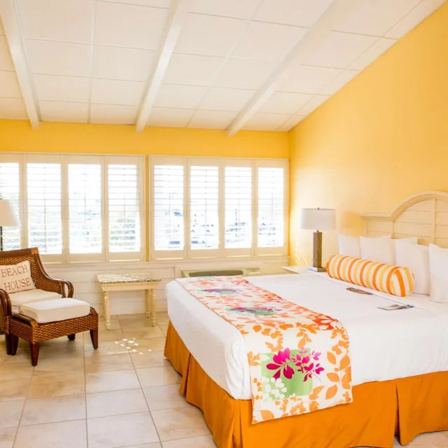 جناح بسرير كينج بشرفة بجاكوزي، Best Western Plus Yacht Harbor Inn 1/9