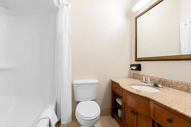 غرفة ديلوكس بسريرين كوين، Quality Inn & Suites McAlester on Hwy 69 7/8