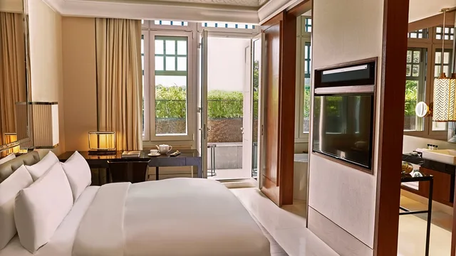 غرفة بسرير كينج، The Capitol Kempinski Hotel Singapore 1/9