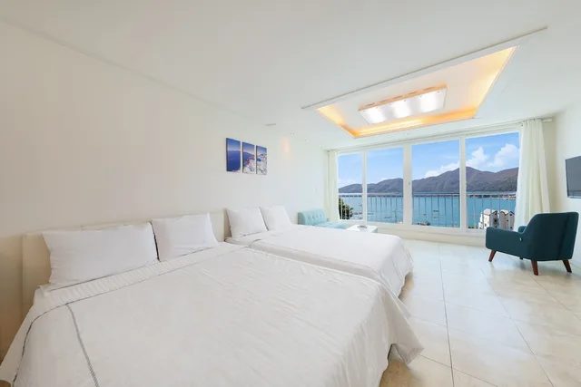 Beach, 2 Double Beds، Melodia Pension 2/10