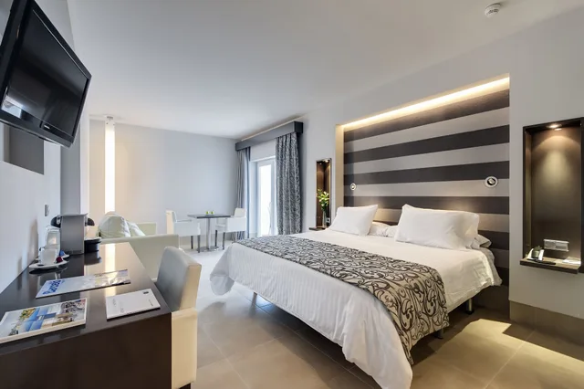 غرفة سوبيريور مفردة بسرير كينج، Barcelo Hamilton Menorca - Adults Only 2/2