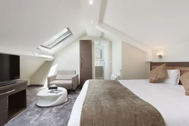جناح جونيور بسرير كوين مع أريكة، Hotel Apolonia Paris Mouffetard, Sure Hotel Collection by BW 1/10