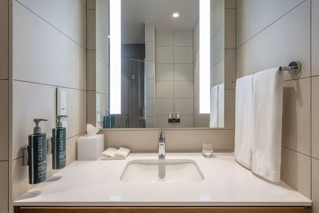 غرفة متصلة عائلية بسرير كينج، Hilton Garden Inn Tbilisi Chavchavadze 6/6