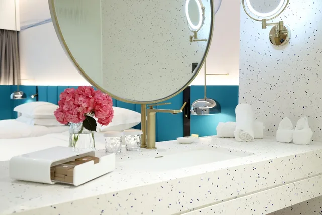 Bliss Twin Room، Asia International 8/10