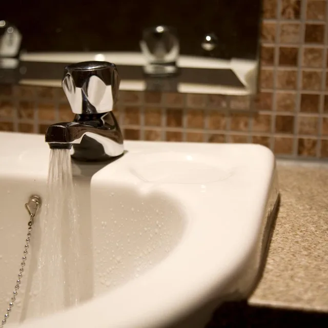 Room, Double or Twin Bed, Courtyard Building، Western House Hotel 5/5