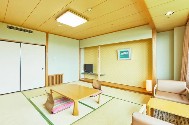 غرفة يابانية بأرضية تاتامي، Kamenoi Hotel Fukui 3/4