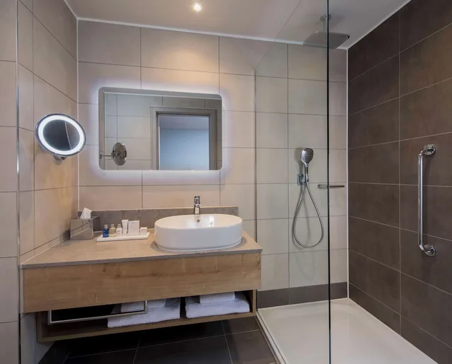 غرفة سوبيريور بسرير كينج بإطلالة على المدينة، Radisson Blu Hotel, Sheffield 3/3