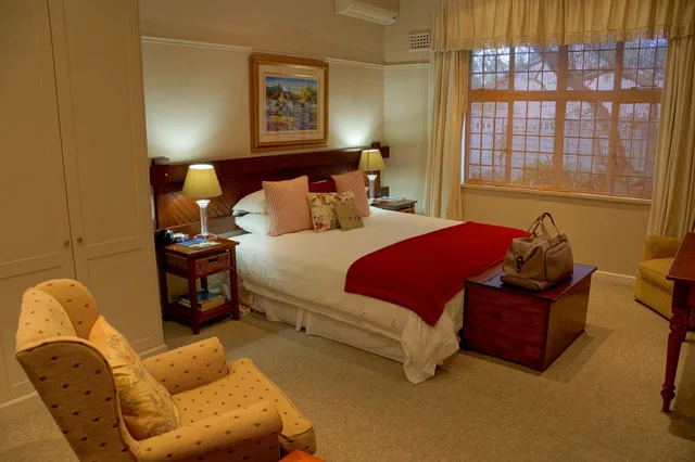 Superior, Twin Beds, Wild Olive Guest House 6/9