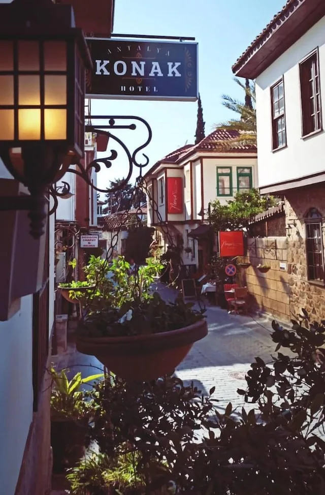 Dedekonak Pension، أنطاليا 2/50