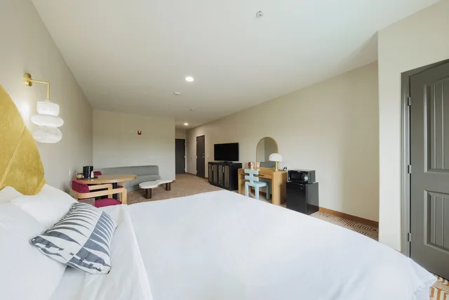 غرفة قياسية بسرير كينج، Blanco River Hotel Ex Blanco Luxury Inn Suites 1/5