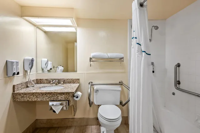 استوديو بسرير كينج لذوي الإعاقة، Red Roof Inn Yuba City Bonanza - Marysville 3/3