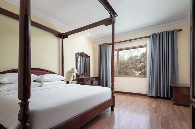 غرفة تنفيذية بسرير كينج، Angkor Holiday Hotel 2/4