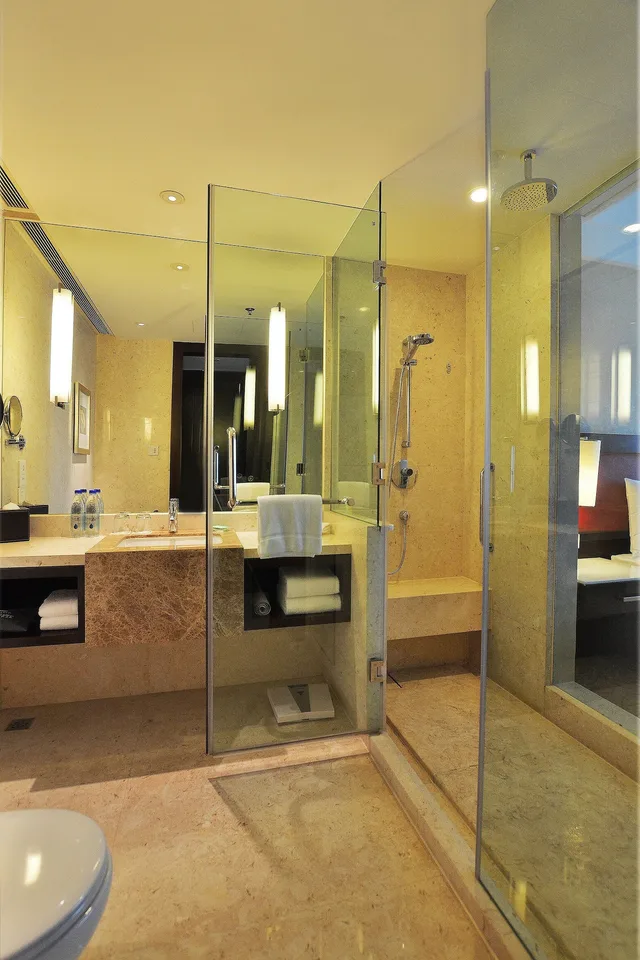غرفة بريميير بسرير كينج بإطلالة على المدينة، Courtyard Hangzhou Wulin 6/8